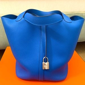 Hermes Clemence Picotin Lock 22